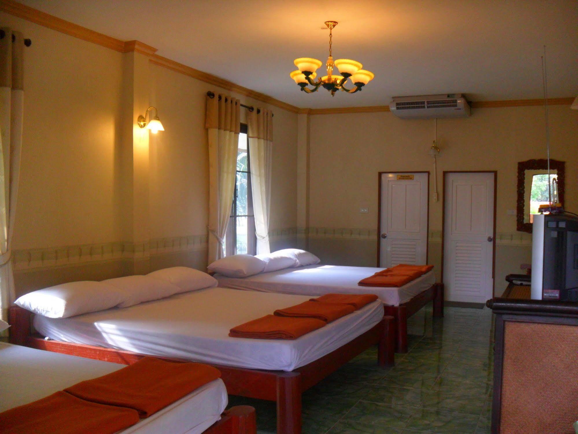 Saengthong Resort Chiangmai Chiang Mai Buitenkant foto