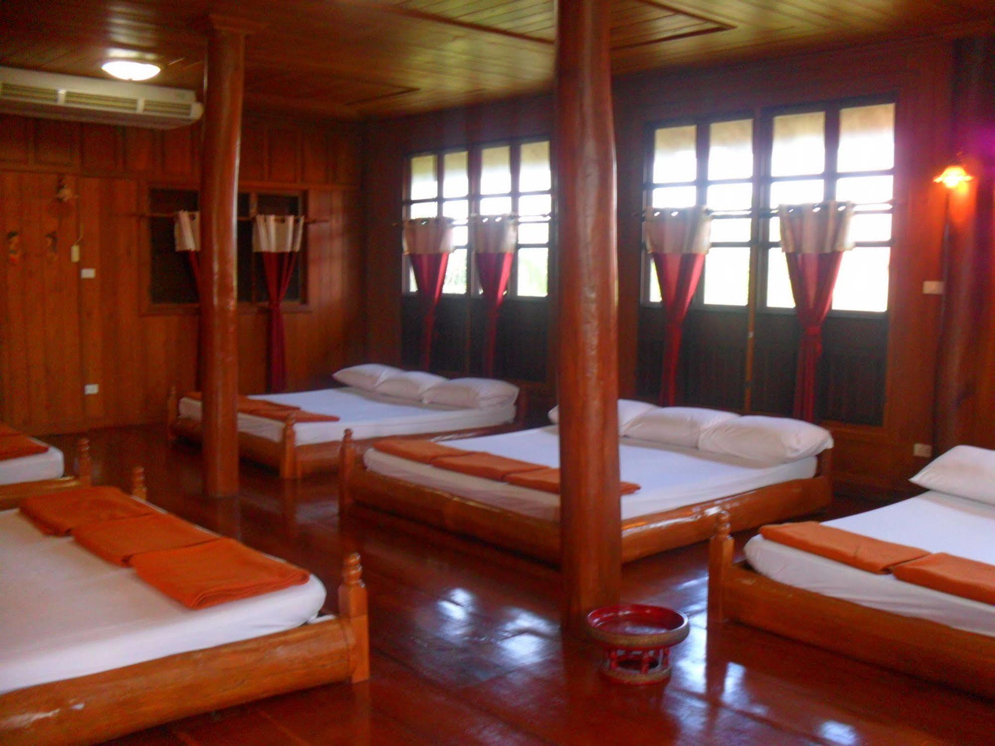 Saengthong Resort Chiangmai Chiang Mai Buitenkant foto